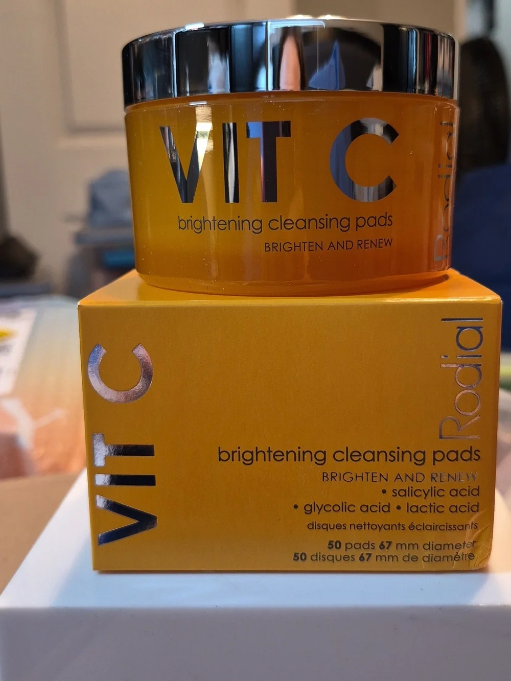 CLEARANCE! Rodial VIT C Brightening Cleansing Pads, Brighten & Renew 50 pads NIB